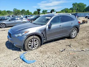 Infiniti QX70 3.7L 6 2017