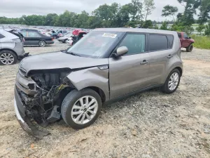 Kia Soul 2.0L 4 2017