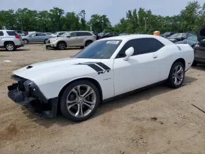 Dodge Challenger 5.7L 8 2021