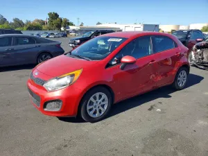 Kia Rio 1.6L 4 2013