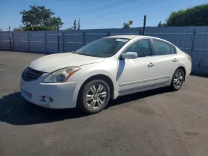 Nissan Altima 2.5L 4 2012