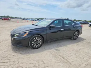 Nissan Altima 2.5L 4 2025