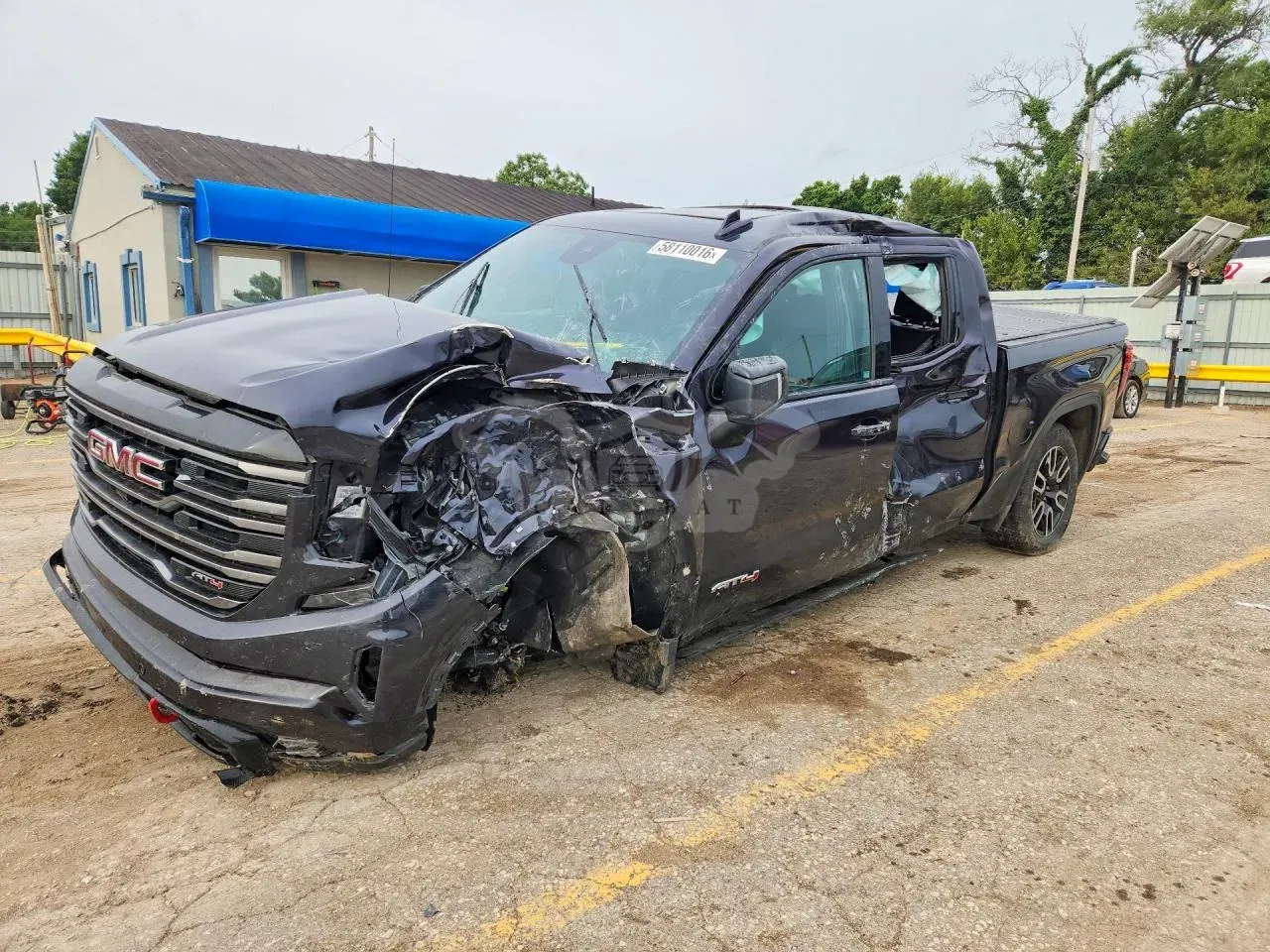 GMC Sierra 6.2L 8 2025
