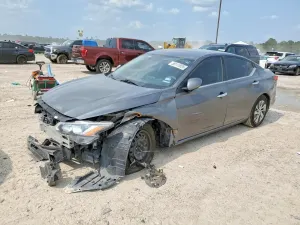 Nissan Altima 2.5L 4 2019