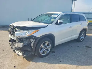 Toyota Highlander 3.5L 6 2016