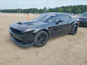 Dodge Challenger 6.4L 8 2020