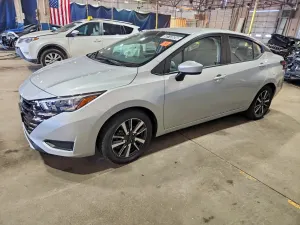 Nissan Versa 1.6L 4 2025