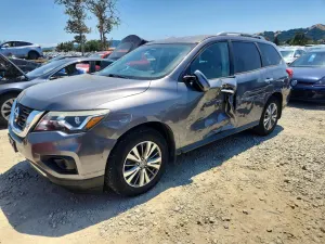 Nissan Pathfinder 3.5L 6 2017
