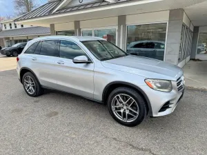Mercedes-Benz GLC 2.0L 4 2016