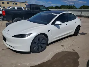 Tesla Model 3 2025