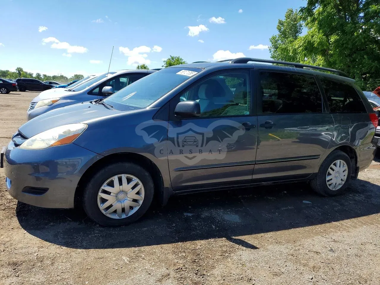 Toyota Sienna 3.5L 6 2010