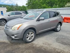Nissan Rogue 2.5L 4 2013