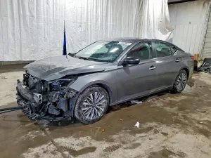 Nissan Altima 2.5L 4 2025