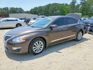 Nissan Altima 2.5L 4 2015