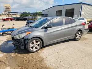Hyundai Elantra 1.8L 4 2013