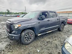 Toyota Tundra 5.7L 8 2016