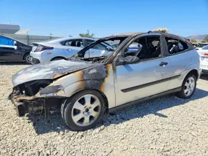 Ford Focus 2.0L 4 2001