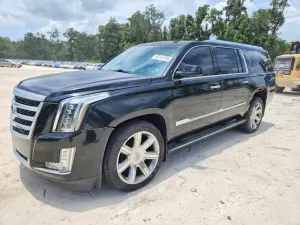 Cadillac Escalade 6.2L 8 2015