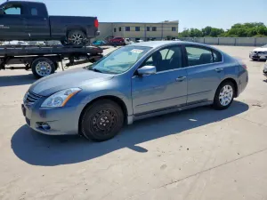 Nissan Altima BASE 2.5L 4 2011