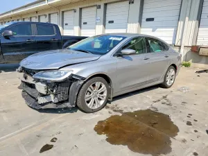 Chrysler 200 2.4L 4 2015