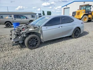 Toyota Camry 2.5L 4 2021