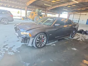 Dodge Charger 6.4L 8 2013