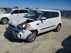 Kia Soul 2.0L 4 2013