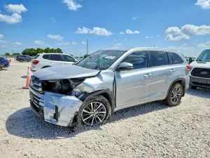 Toyota Highlander 3.5L 6 2018