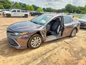 Toyota Camry 2.5L 4 2021