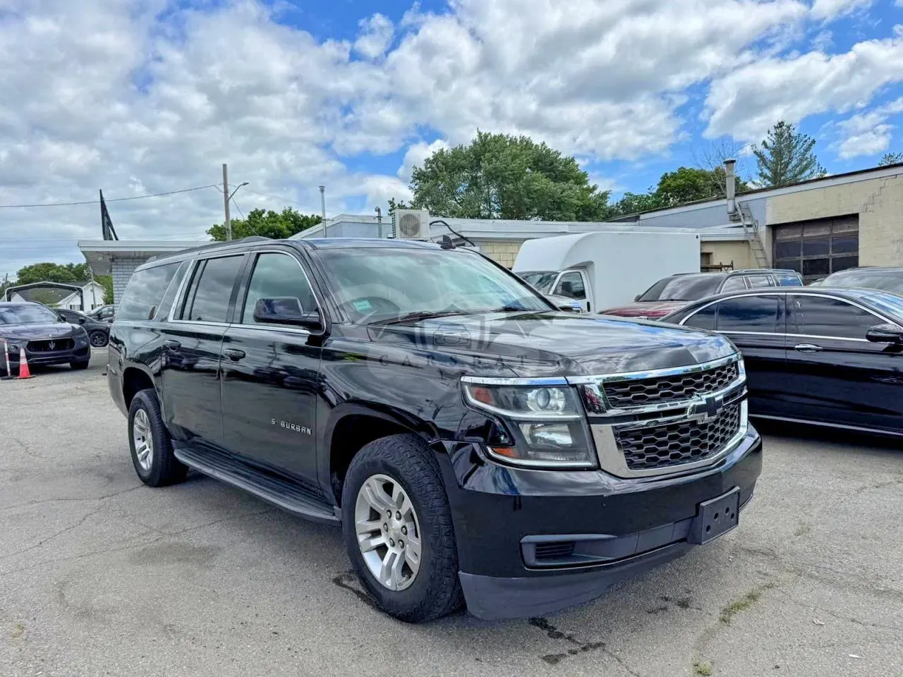 Chevrolet Suburban 5.3L 8 2018