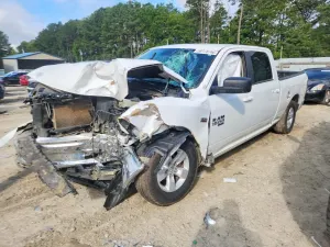 RAM 1500 5.7L 8 2021