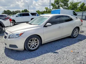 Chevrolet Malibu 2.4L 4 2013