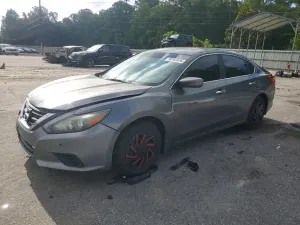 Nissan Altima 2.5L 4 2017