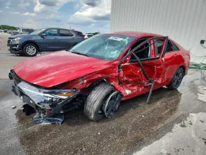 Hyundai Elantra 2.0L 4 2023