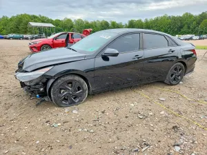 Hyundai Elantra 2.0L 4 2021