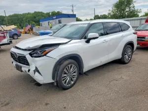 Toyota Highlander 2.4L 4 2024