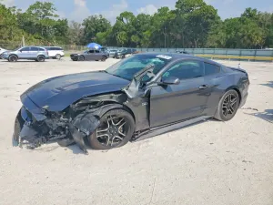 Ford Mustang 5.0L 8 2019