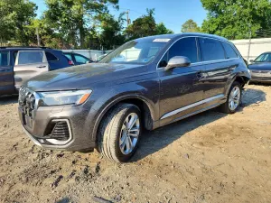 Audi Q7 2.0L 4 2025