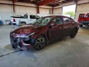 Nissan Sentra 2.0L 4 2024