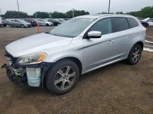 Volvo XC60 3.0L 6 2015