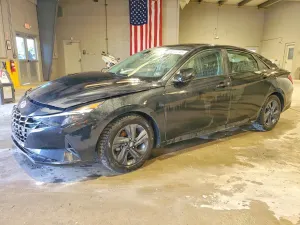 Hyundai Elantra 2.0L 4 2021