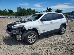 Jeep Cherokee 2.4L 4 2016