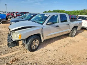 Dodge Dakota 4.7L 8 2006