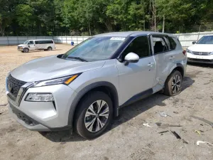 Nissan Rogue SV 2.5L 4 2021