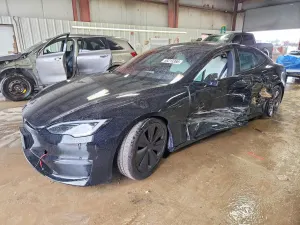 Tesla Model S 2024