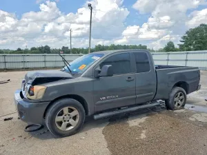 Nissan Titan 5.6L 8 2008