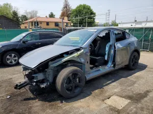 Tesla Model Y 2026