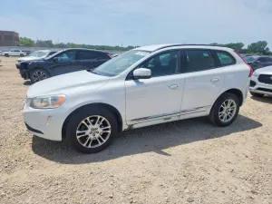 Volvo XC60 2.0L 4 2016