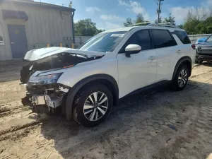 Nissan Pathfinder 3.5L 6 2024