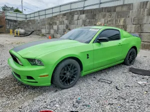Ford Mustang 3.7L 6 2014